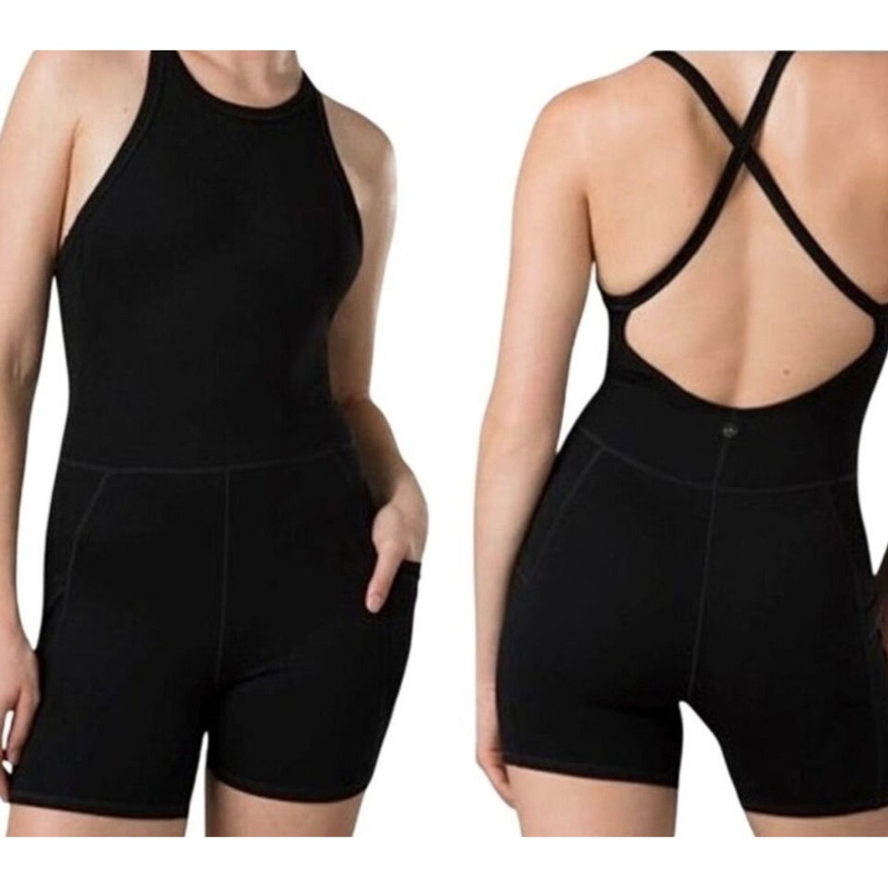 Prana Becksa Shortie One Piece
Fitted Romper Built in Bra Black Sz XS MSRP $99